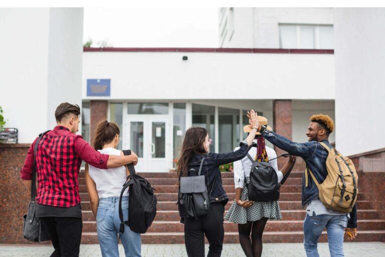 A group of students going to College